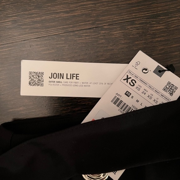 NWT woman’s Zara crop pant - Picture 2 of 3